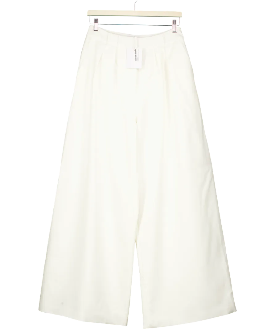 Alexae White Twill Pleated Trousers UK M